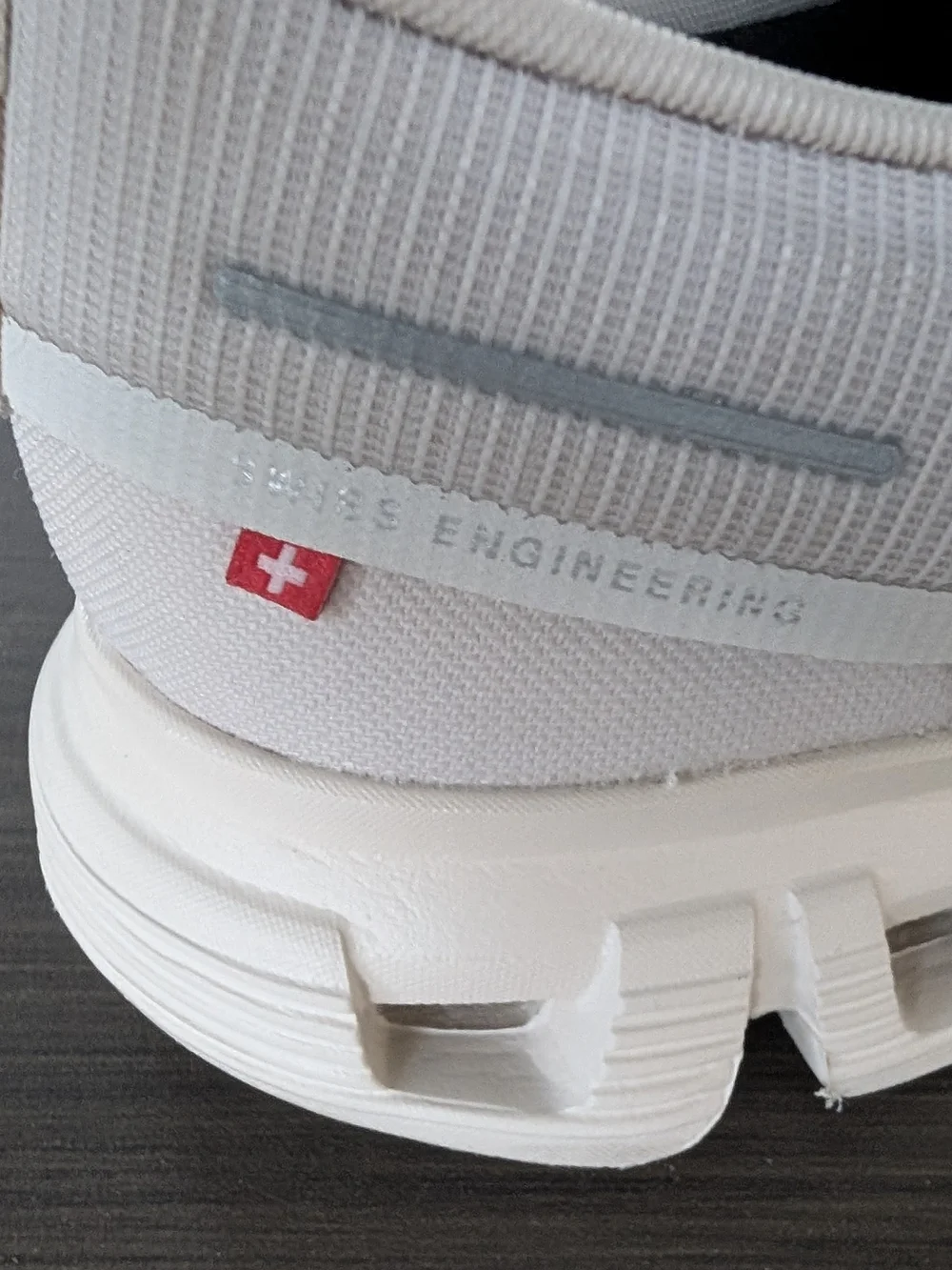 On Cloud 6 Women Waterproof Sneaker Pearl Cream -7M